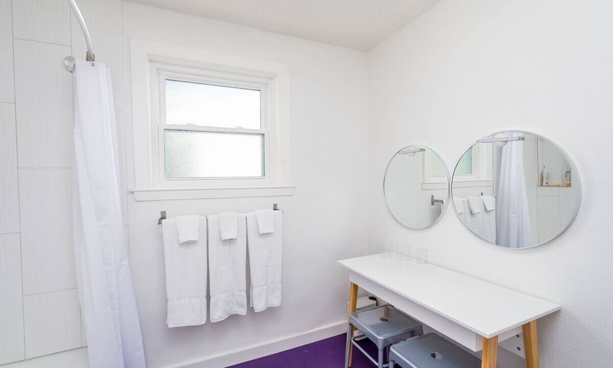 Photo of Bathroom in Rosewood