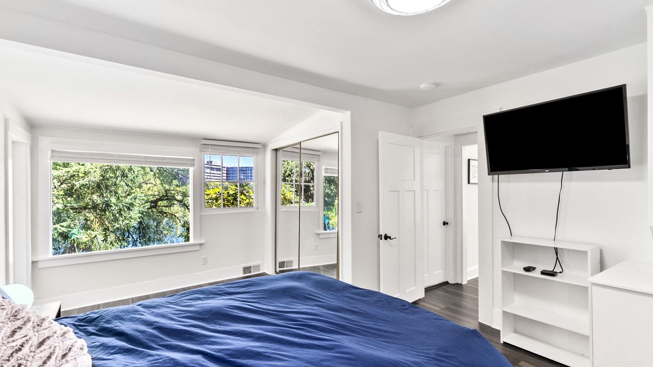 Photo of Bedroom in Bitter Lake