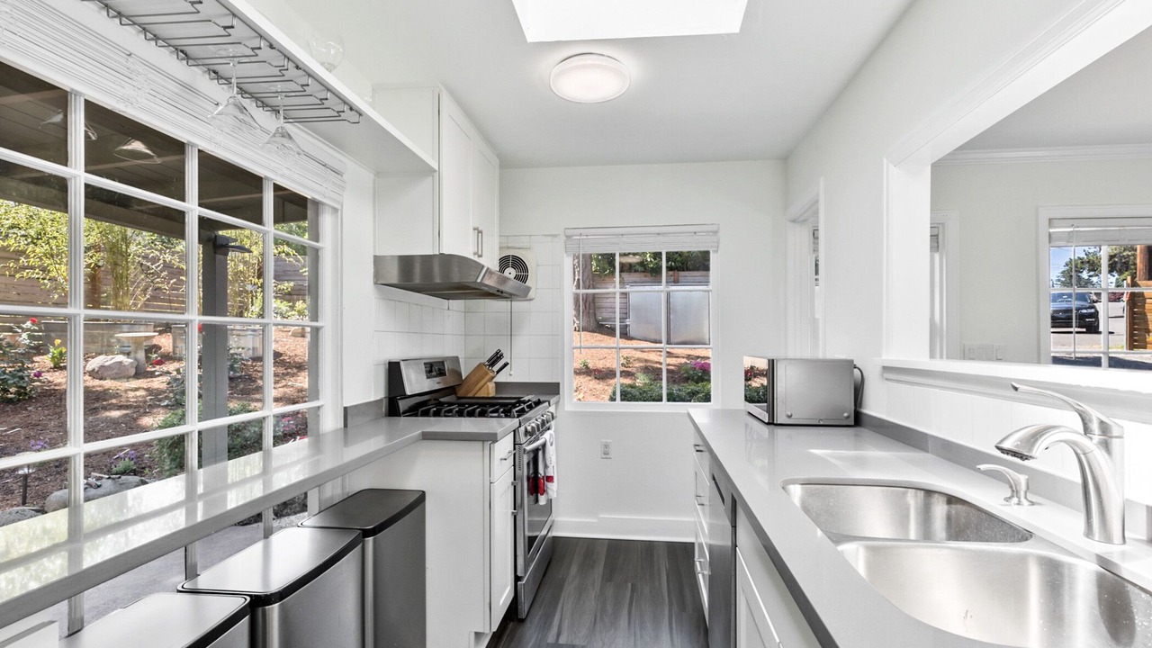 Photo of Kitchen in Bitter Lake