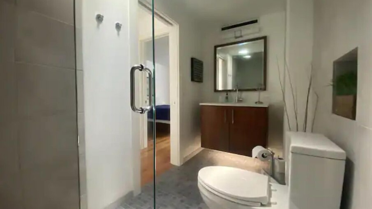 Photo of Bathroom in Turtle Creek