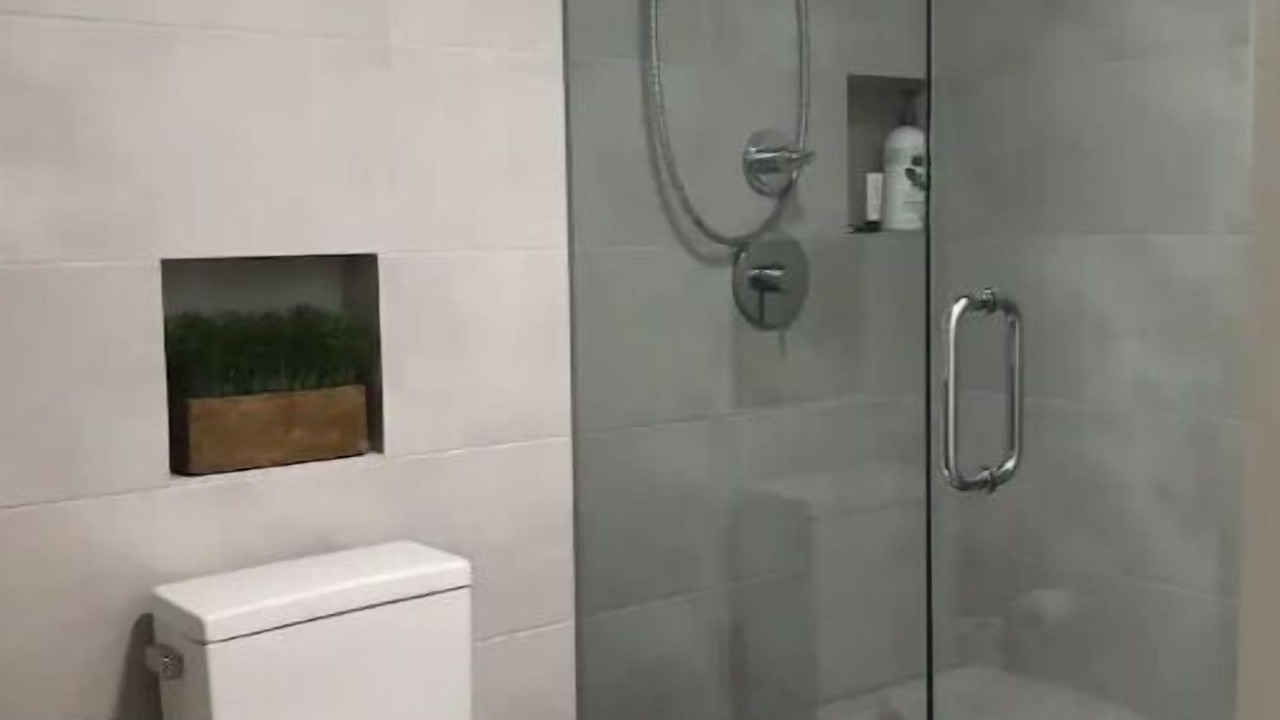 Photo of Bathroom in Turtle Creek