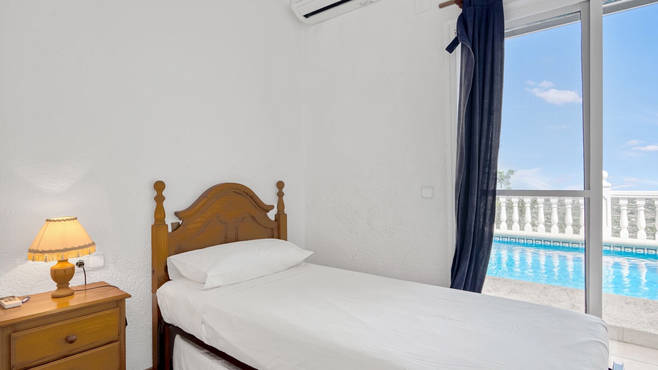 Photo of Bedroom in Pedreguer