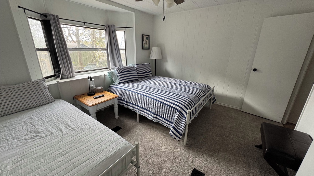 Photo of Bedroom in Log Cabin