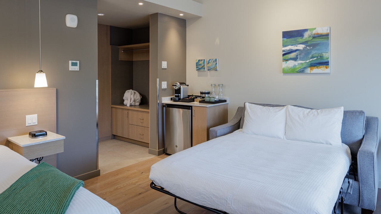 Photo of Others in Eastsound