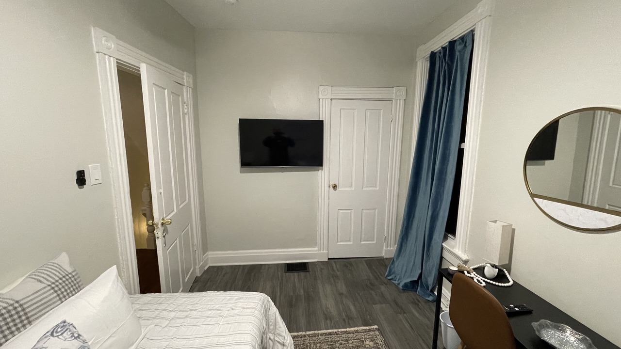 Photo of Bedroom in Northside