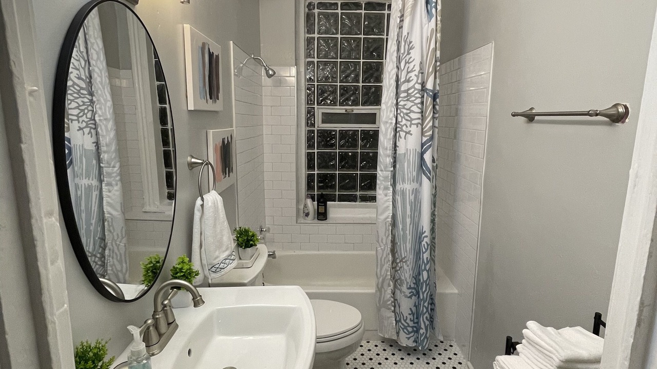 Photo of Bathroom in Northside