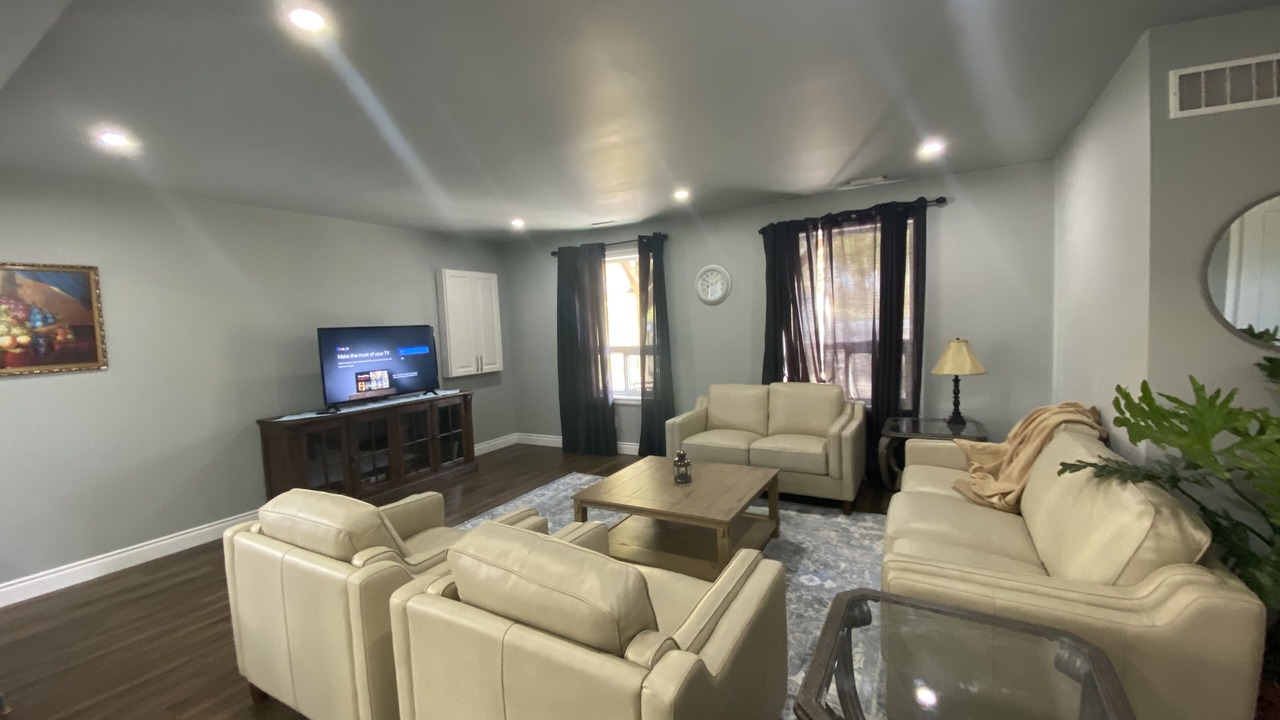 Photo of Livingroom in Nanticoke