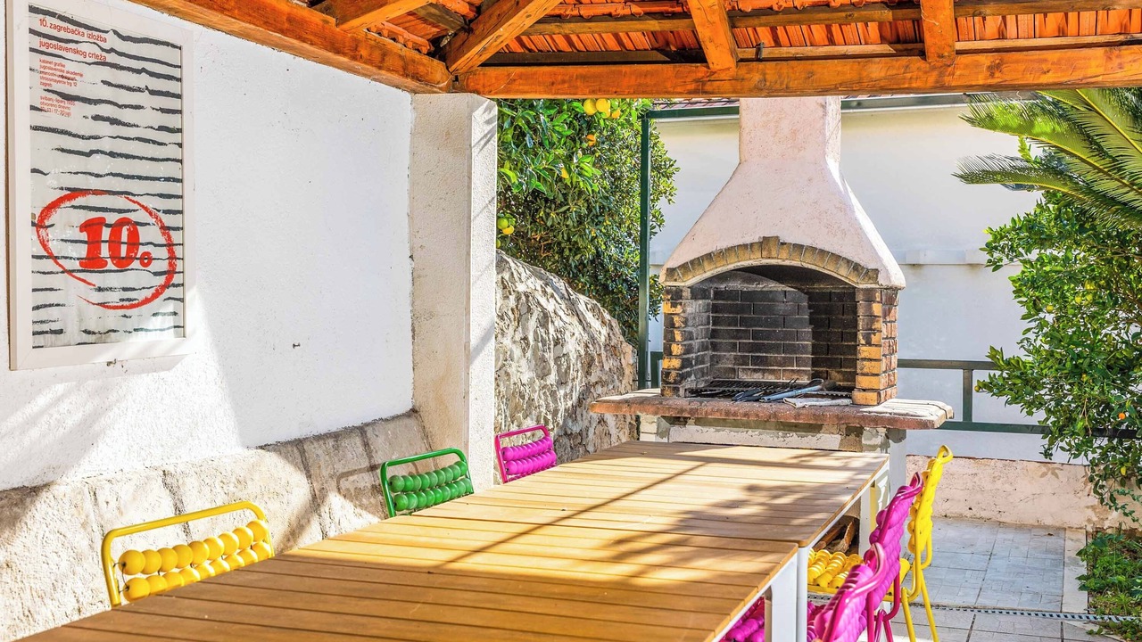 Photo of Outdoor in Pile
