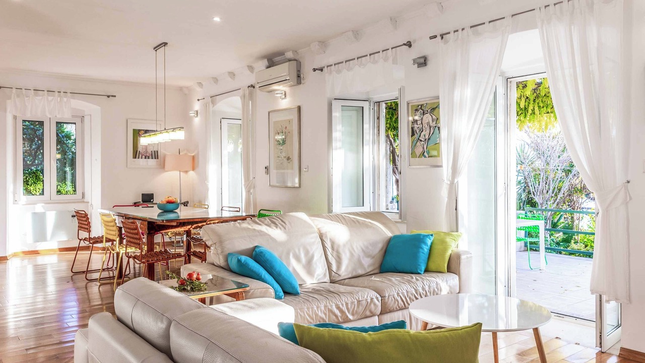 Photo of Livingroom in Pile