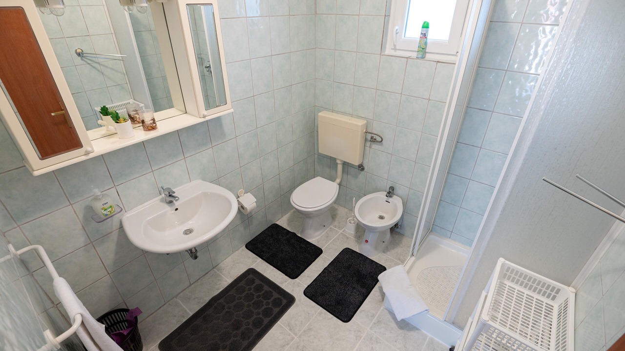 Photo of Bathroom in Razanac