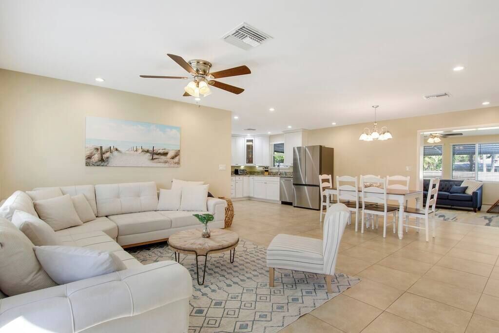 Photo of Livingroom in North Palm Beach