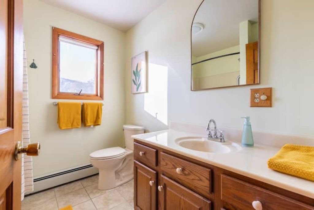 Photo of Bathroom in Jay