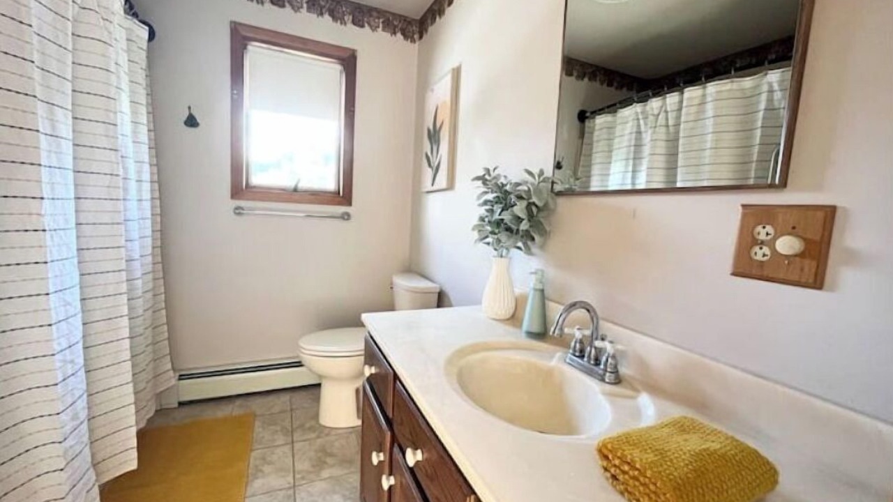 Photo of Bathroom in Jay