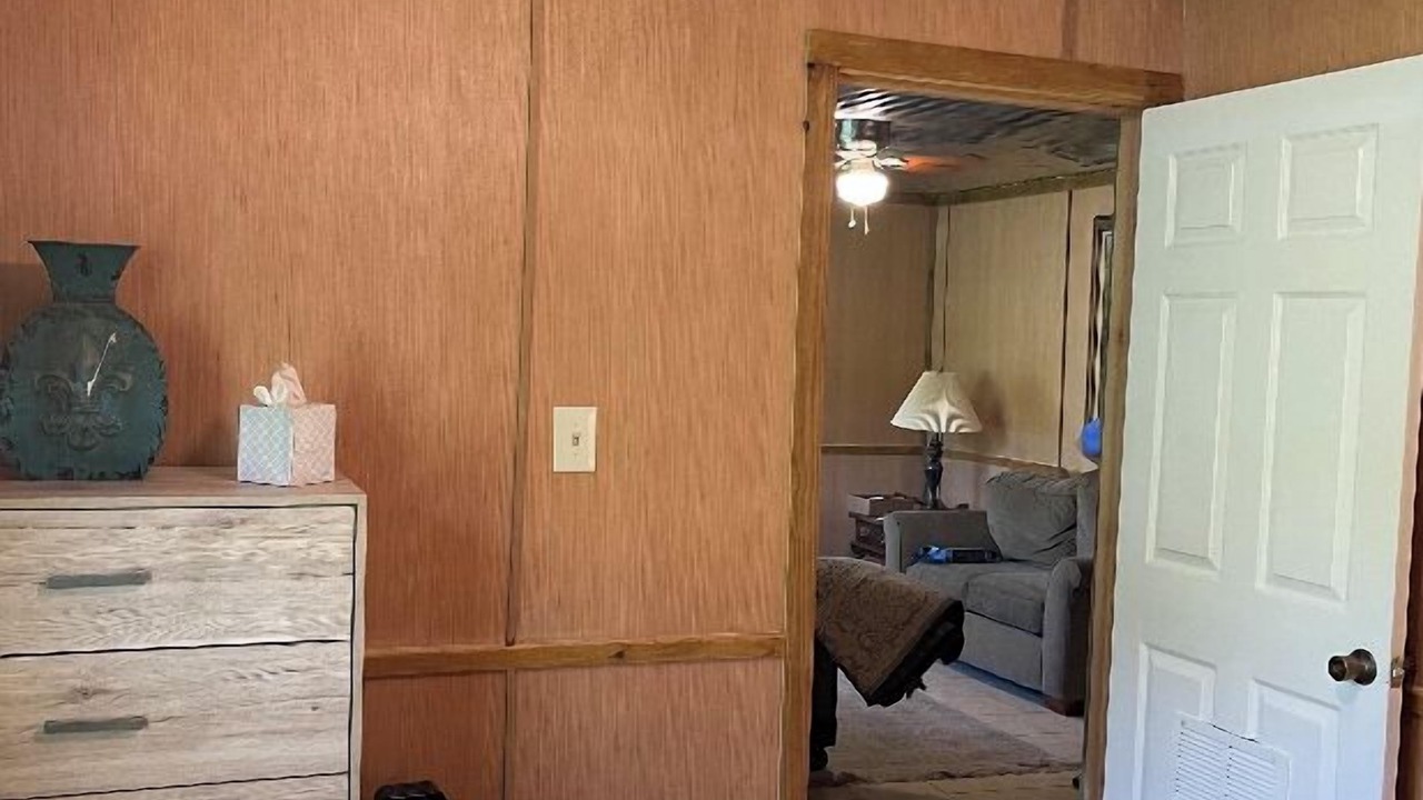 Photo of Bedroom in Benton