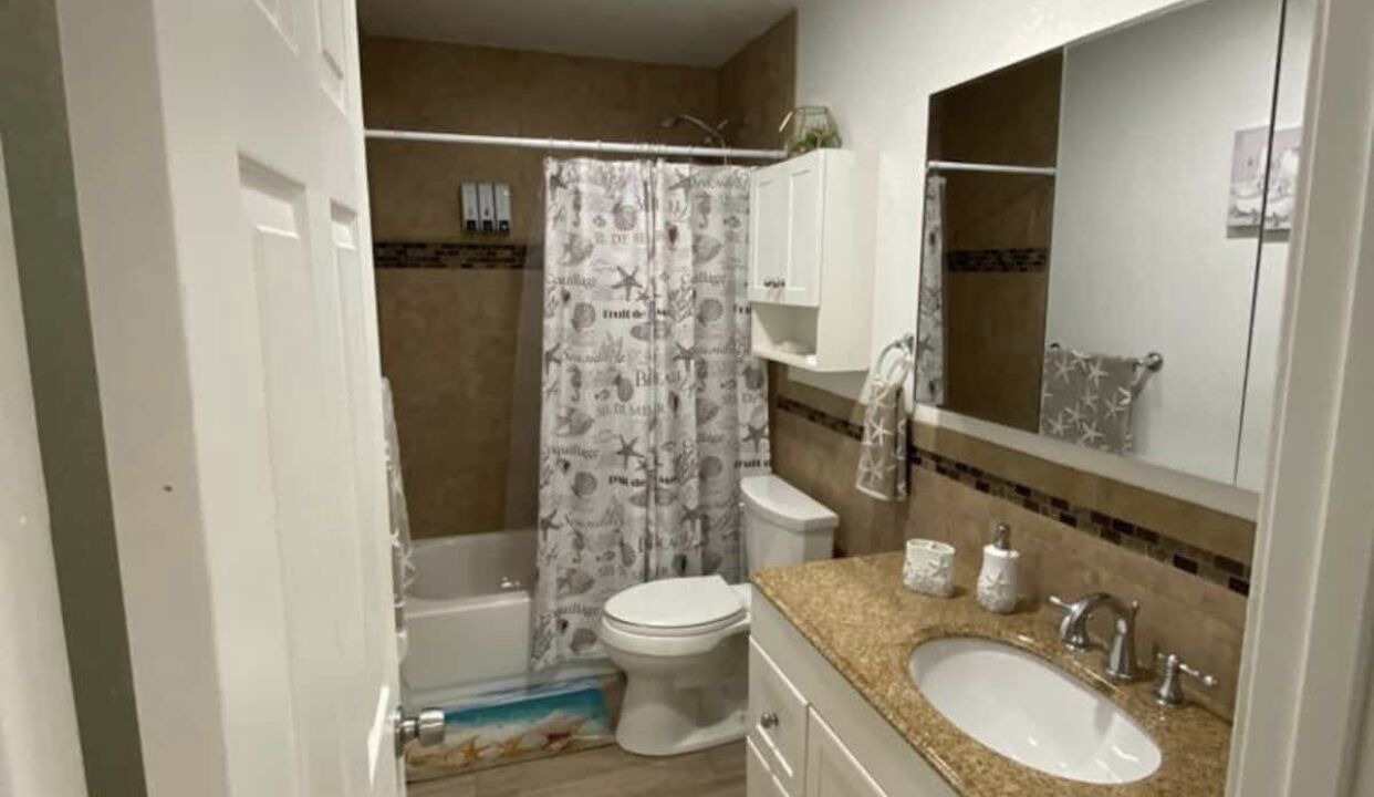 Photo of Bathroom in Jungle Terrace