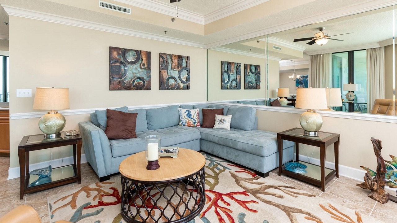 Photo of Livingroom in Orange Beach East