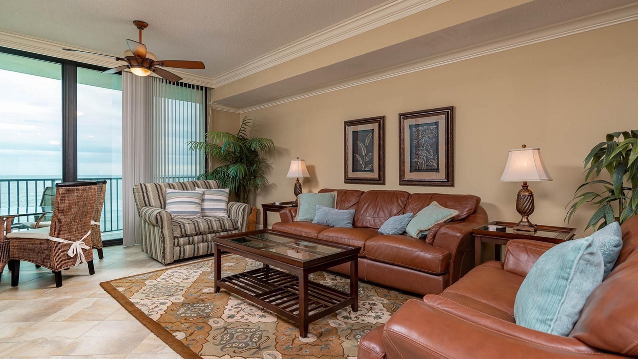 Photo of Livingroom in Orange Beach East