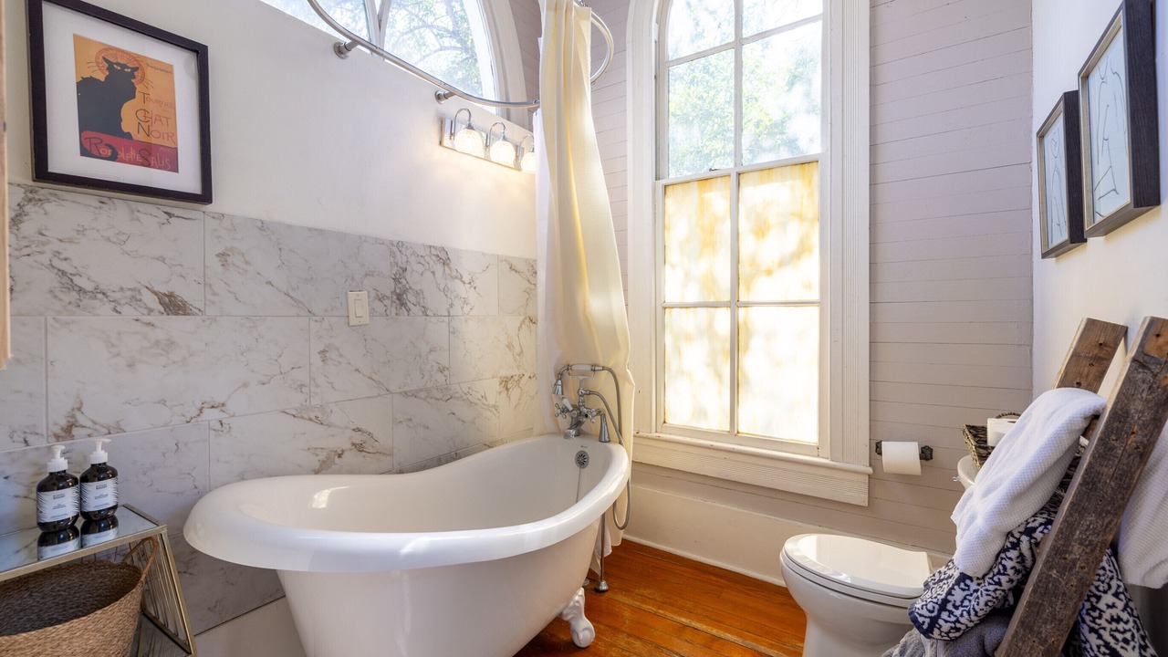 Photo of Bathroom in Heritage