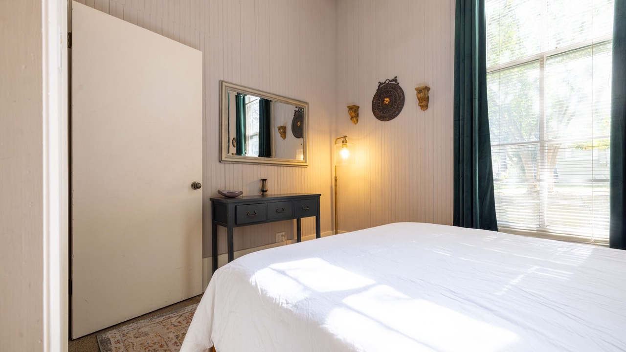 Photo of Bedroom in Heritage