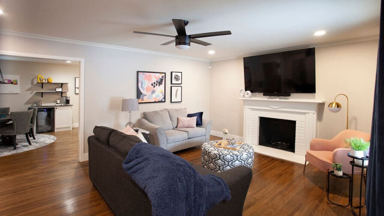 Photo of Livingroom in Tulsa
