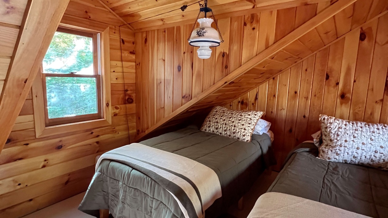 Photo of Bedroom in Croghan