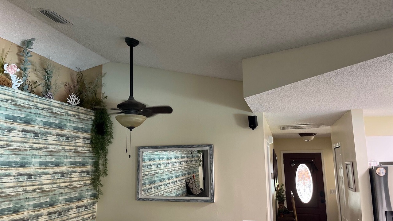 Photo of Livingroom in Port Saint John