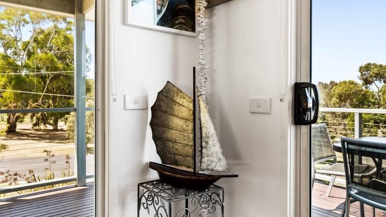 Photo of Others in Rhyll