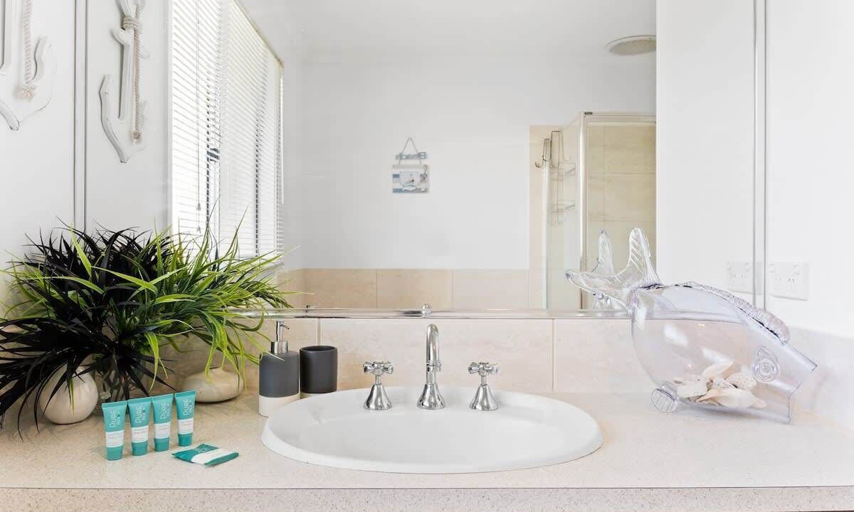 Photo of Bathroom in Rhyll