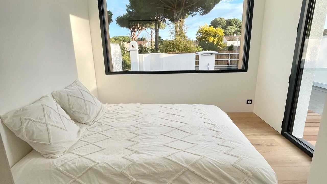 Photo of Bedroom in La Grande-Motte
