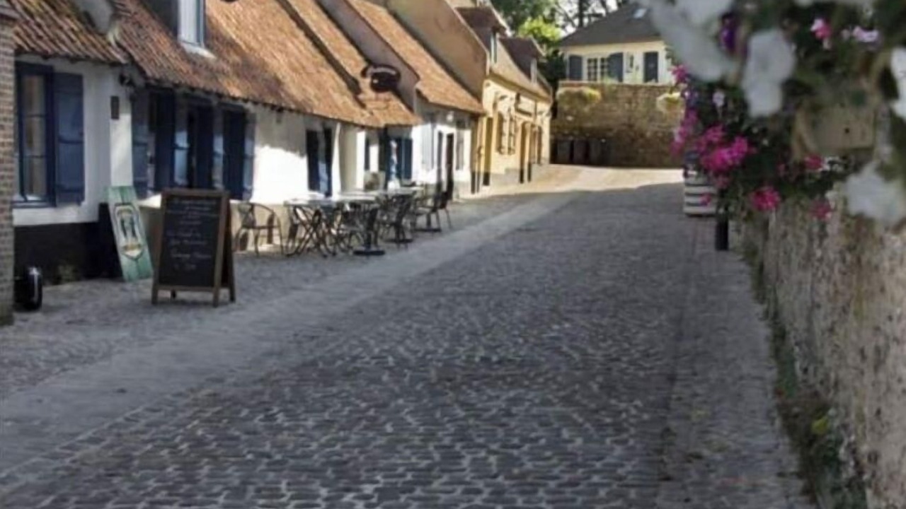 Photo of Outdoor in Attin