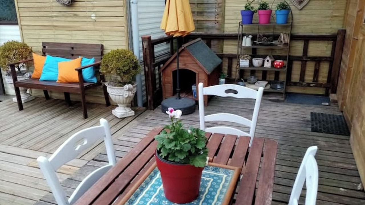 Photo of Outdoor in Attin