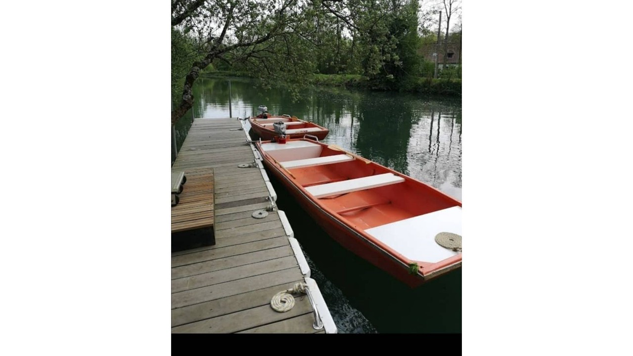 Photo of Others in Attin