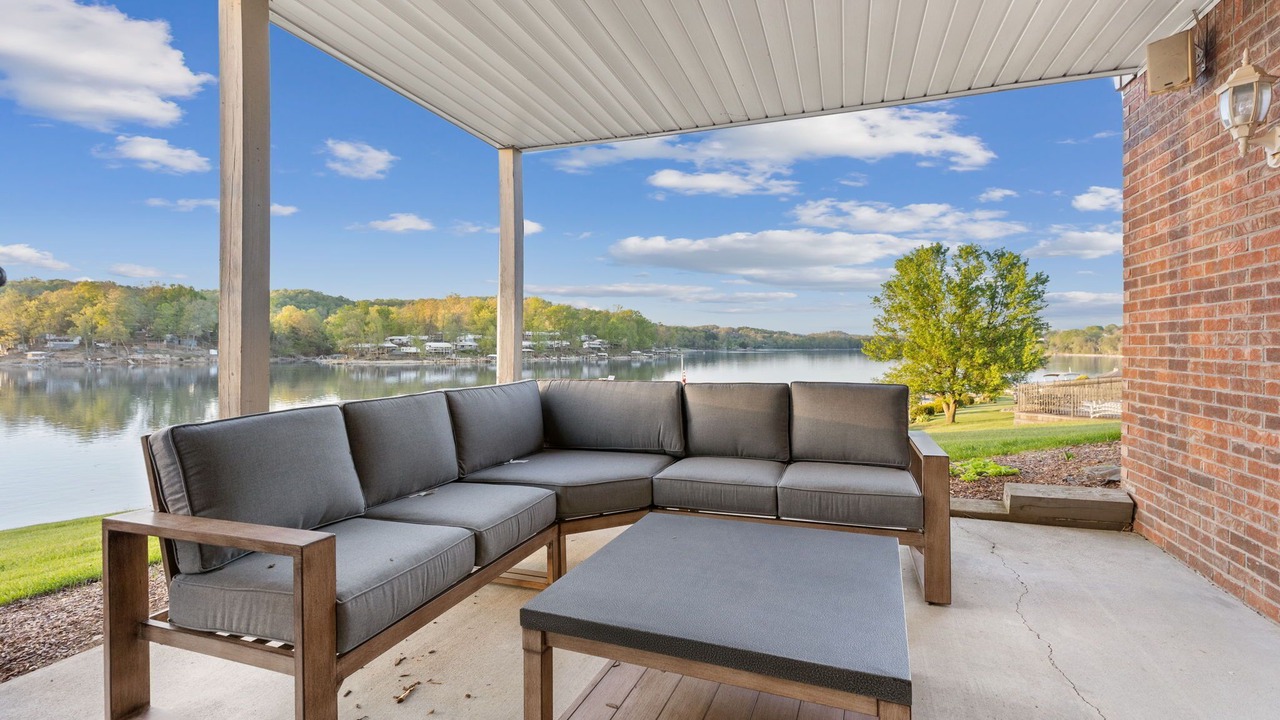 Photo of Patio Balcony in Piney Flats