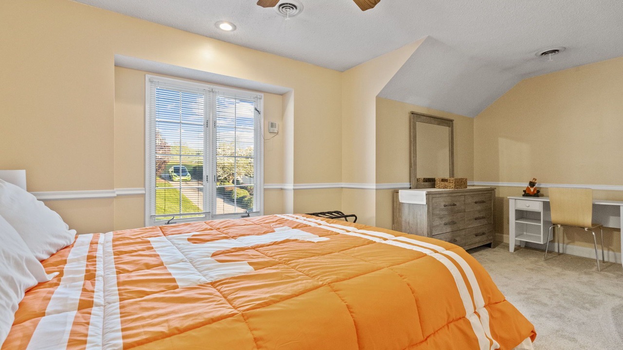 Photo of Bedroom in Piney Flats