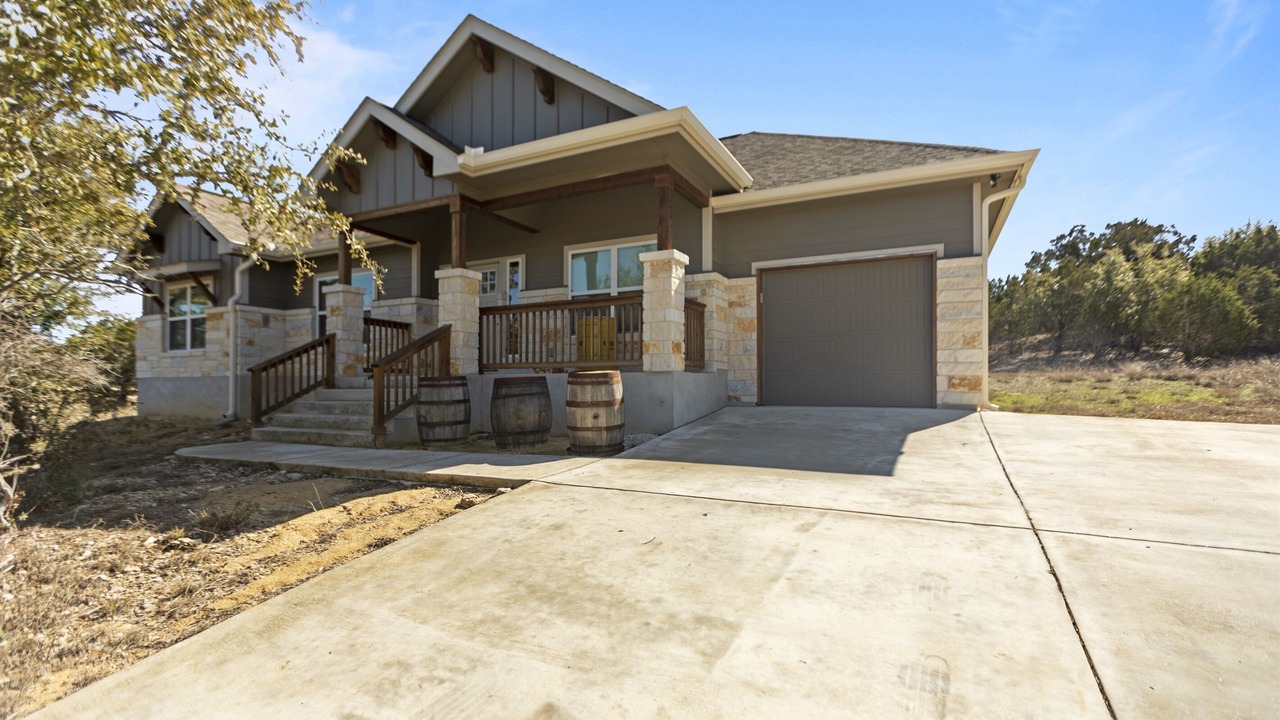 Photo of Outdoor in Canyon Lake