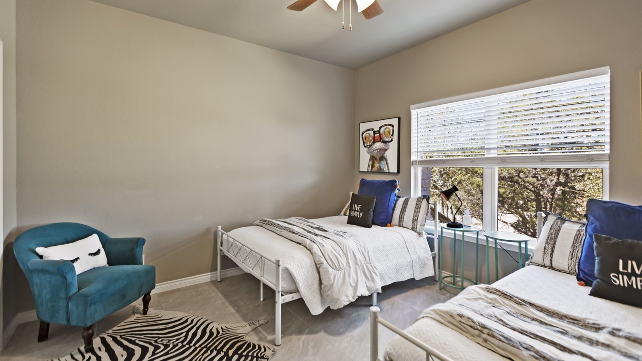 Photo of Bedroom in Canyon Lake