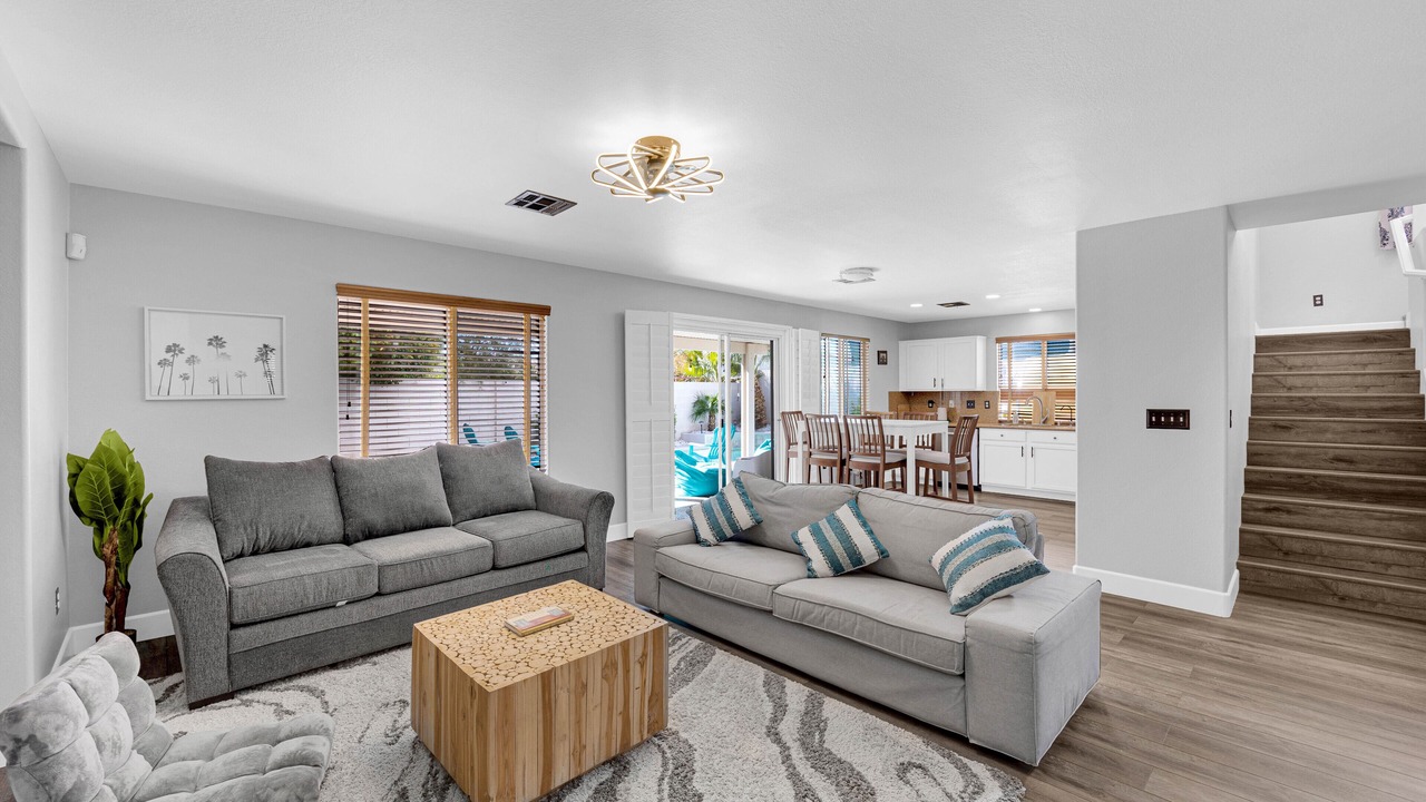 Photo of Livingroom in Spring Valley