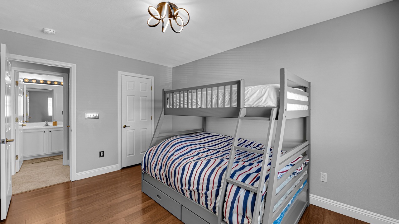 Photo of Bedroom in Spring Valley