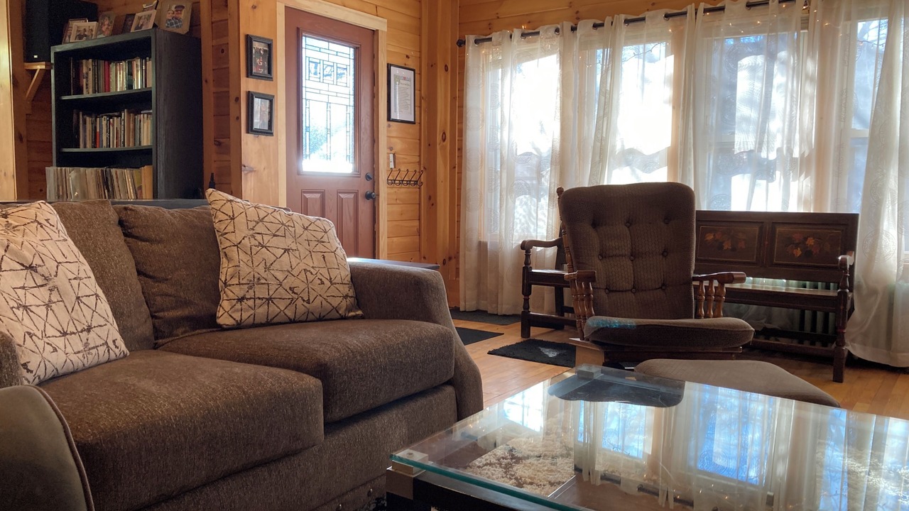 Photo of Livingroom in Ithaca