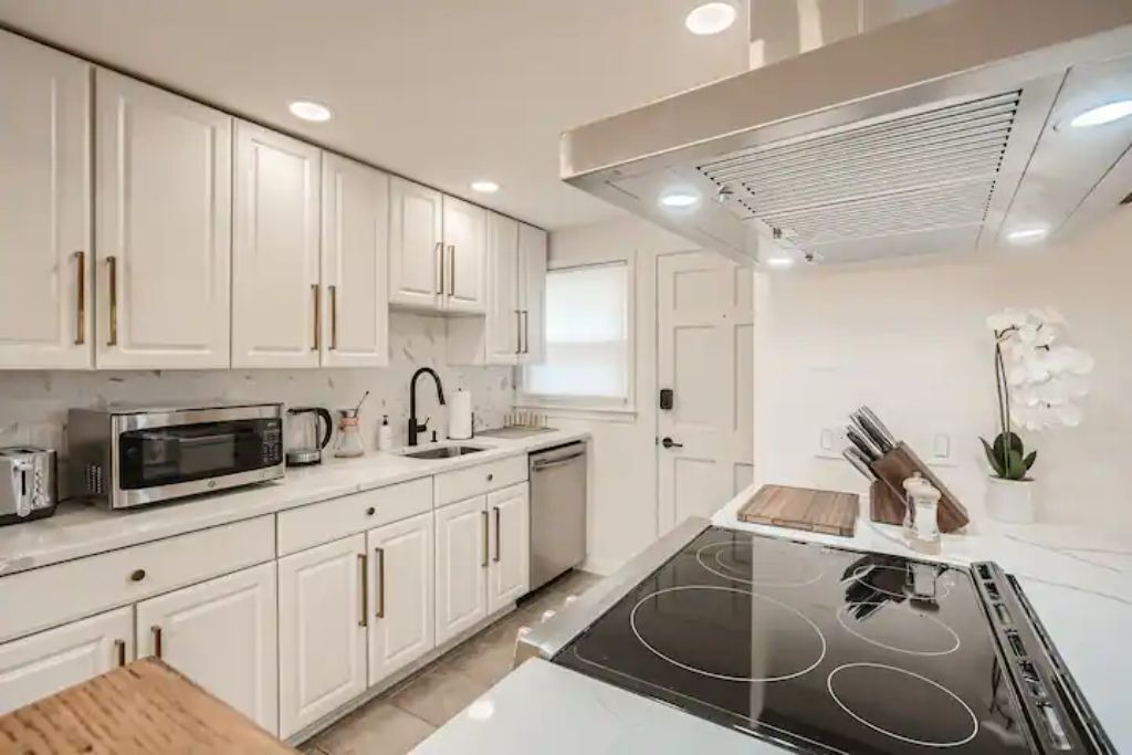 Photo of Kitchen in Garden Hills