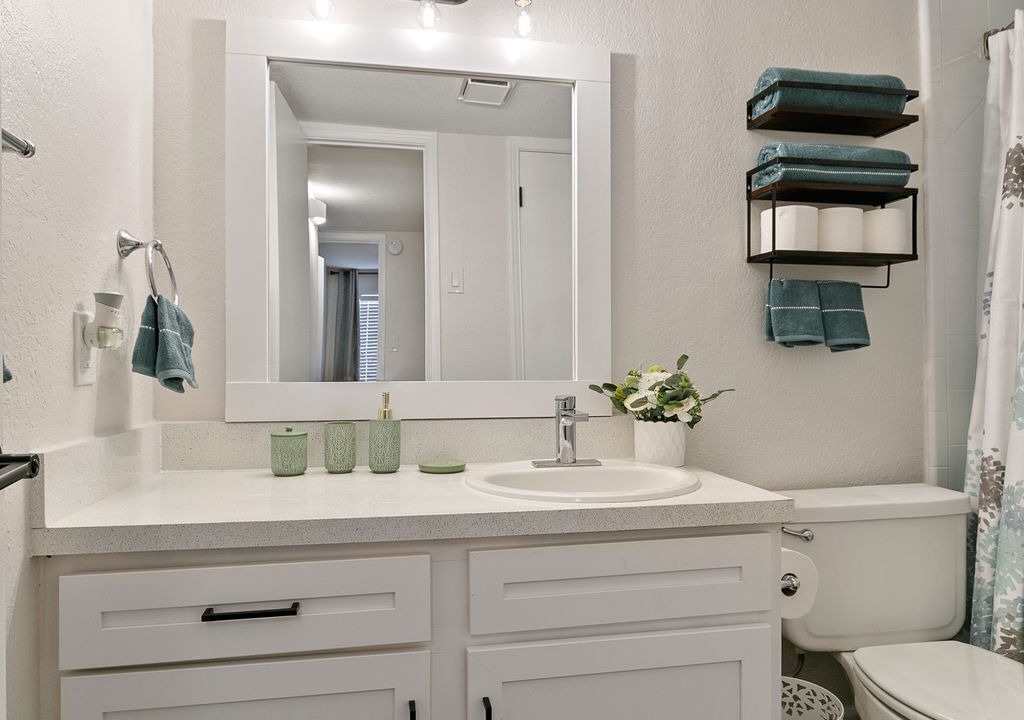Photo of Bathroom in Vickery Meadow