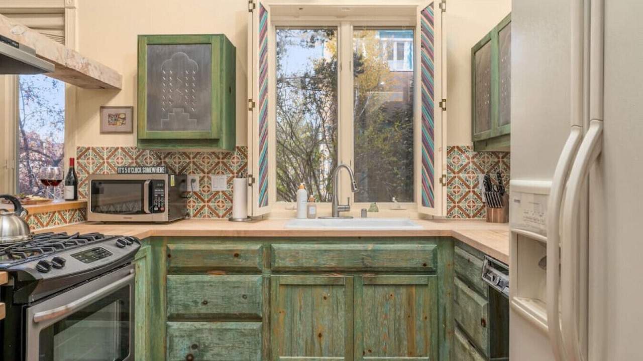 Photo of Kitchen in Northeast Santa Fe
