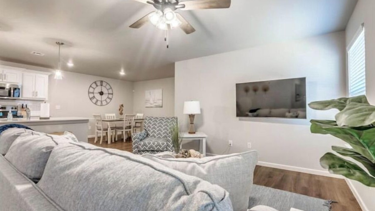 Photo of Livingroom in Midwest City