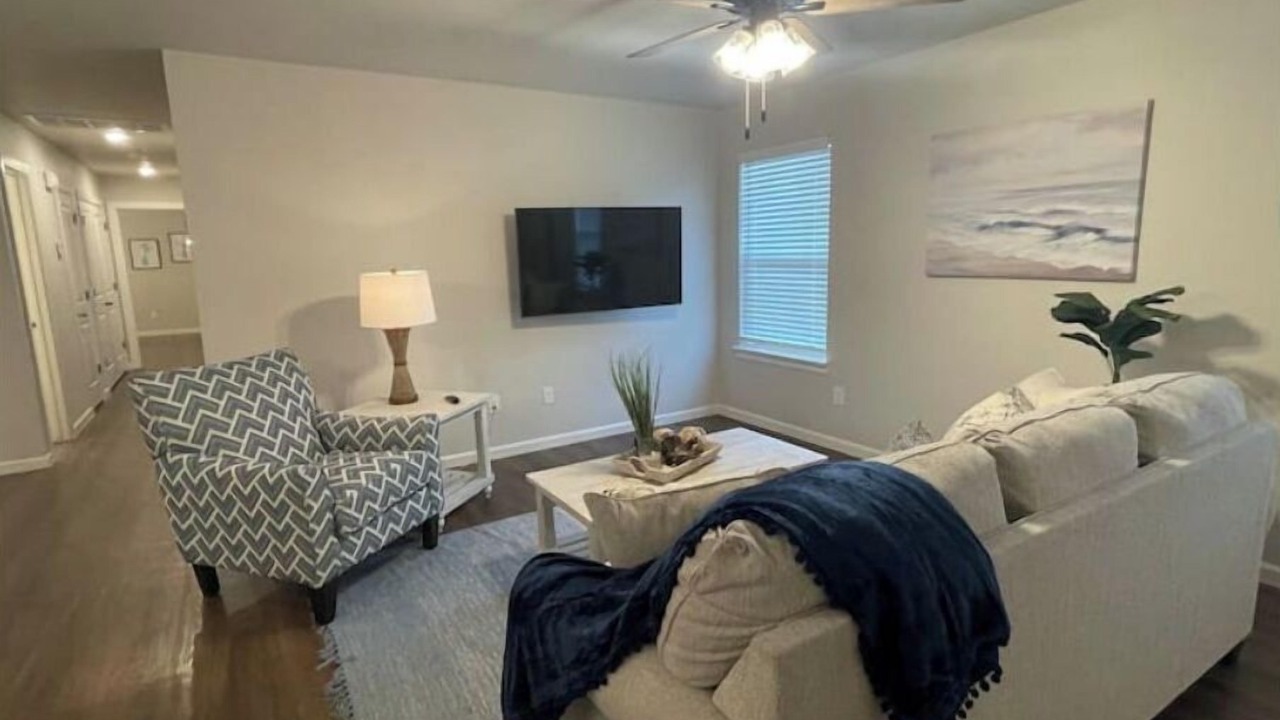 Photo of Livingroom in Midwest City