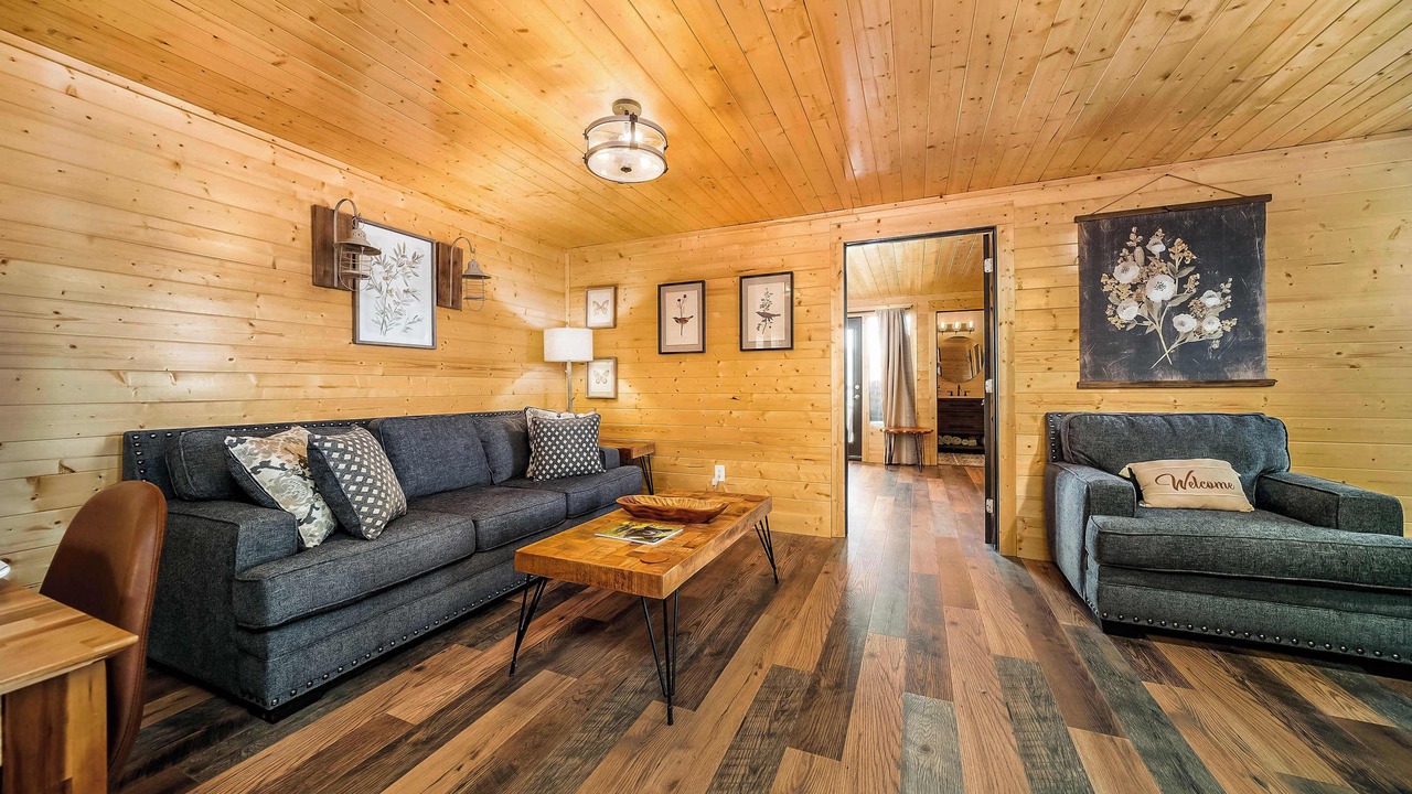 Photo of Livingroom in Caton