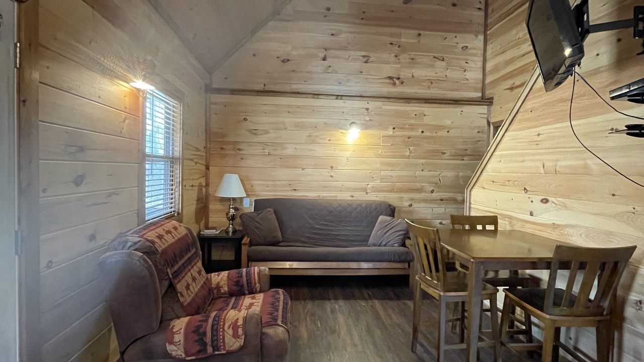 Photo of Livingroom in Van Buren