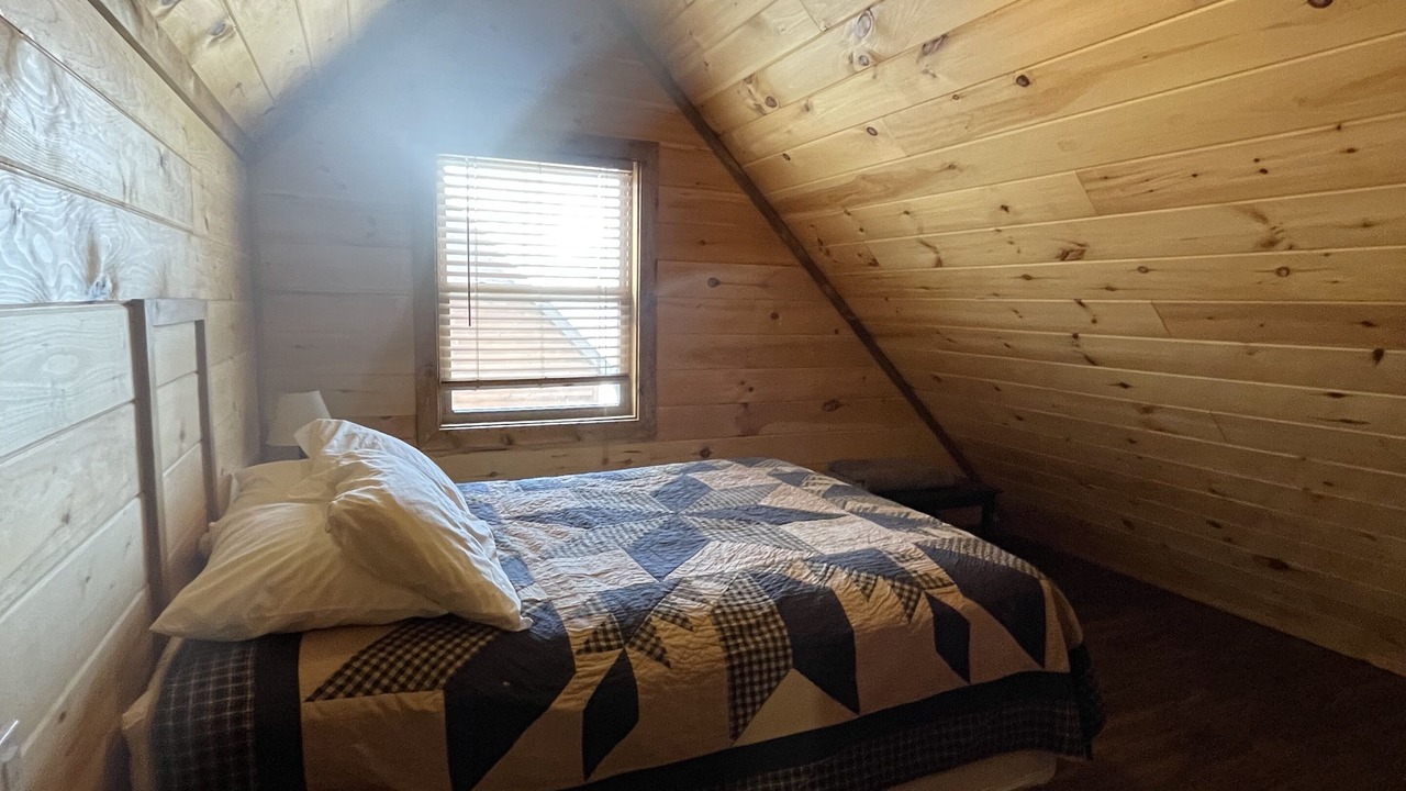 Photo of Bedroom in Van Buren