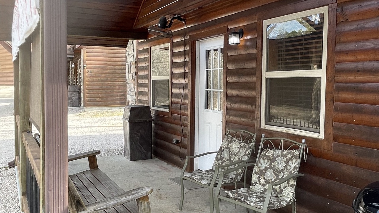Photo of Patio Balcony in Van Buren