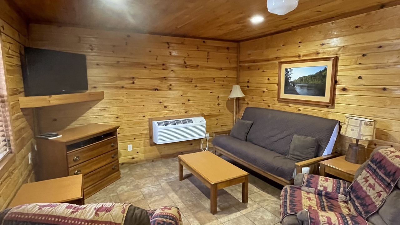 Photo of Livingroom in Van Buren