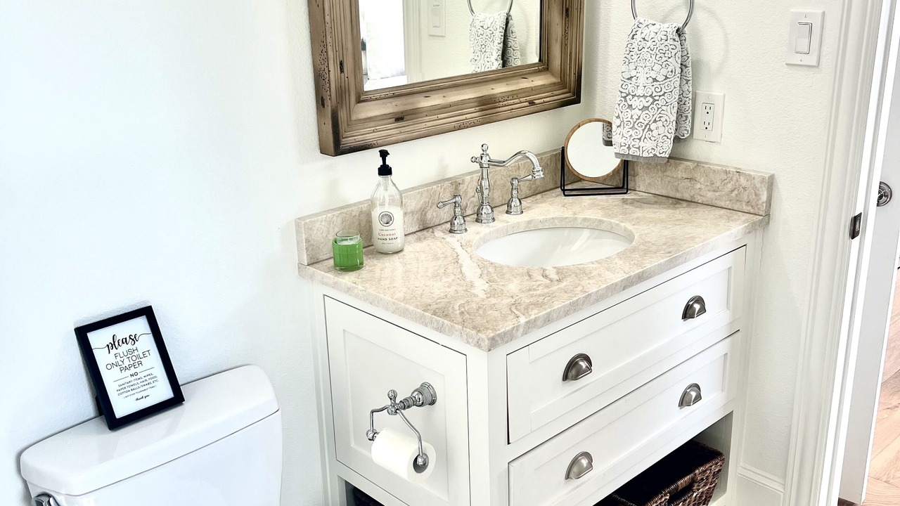 Photo of Bathroom in Pottsboro